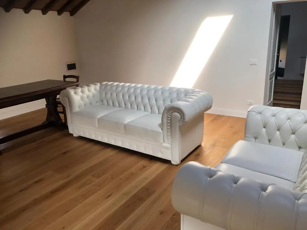 Guest house Suite Villa Mirandola Italy